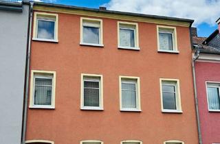Haus kaufen in 04539 Groitzsch, Tolles Stadthaus mit Garage und Zufahrt - auch Generationswohnen möglich - in Groitzsch zu verkaufen