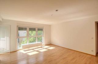 Wohnung kaufen in Veteranenstraße 19, 10119 Mitte, Bezugsfreie helle 3,5 Zimmer-Wohnung mit EBK und 3 Balkonen in Berlin Mitte