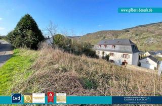 Grundstück zu kaufen in 56843 Burg, Burg (Mosel): Baugrundstück mit vorhandener großer Garage samt Baugenehmigung und Stromanschluss