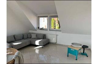 Wohnung mieten in Untere Grabenstraße 58, 55450 Langenlonsheim, Stilvolle, gepflegte 2-Raum-DG-Wohnung mit geh. Innenausstattung mit Balkon und EBK