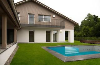 Haus mieten in 87665 Mauerstetten, Geräumige Villa, Effizienzhaus A+, Ein- oder Mehrfamilienhaus, Bio-Swimmingpool, beste Lage