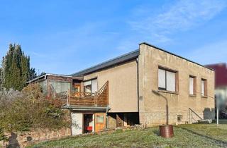 Haus kaufen in Am Herrenberg 41, 06667 Weißenfels, Sanierungsbedürftiger Bungalow in traumhafter Lage von Weißenfels zu verkaufen