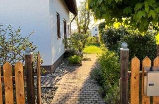 Einfamilienhaus kaufen in 91093 Heßdorf, Heßdorf - Einfamilienhaus mit ELW im DG und schönem Garten in Heßdorf
