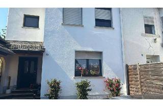 Wohnung kaufen in 54518 Osann-Monzel, Osann-Monzel - Reihenhaus mit großem Grundstück