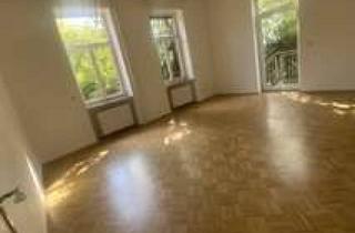 Wohnung mieten in Frankfurter Straße 147, 63067 Stadtmitte, Genießen Sie den Charme eines 3 Zi Altbaus I En-Suite-Bad I EBK I Privater Garten I 120 m²