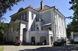 Wohnung mieten in 32427 Minden, Charmante 4-Zimmer-Altbauwohnung in stilvoller Villa – 130 m² in Minden, Marienstraße