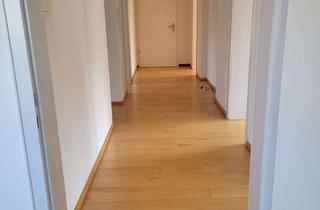 Wohnung mieten in 79331 Teningen, Helle 3,5 / 4 - Zimmer Wohnung mit Dachterrasse, Küche und Garage in Teningen