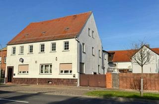 Mehrfamilienhaus kaufen in 04886 Großtreben, Charmantes Mehrfamilienhaus mit eigenem Saal und Einliegerwohnung