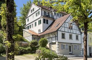 Mehrfamilienhaus kaufen in Burgplatz 6+6/1, 88316 Isny, Wohnen+Vermieten: Stadthaus am Weiher