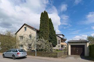 Einfamilienhaus kaufen in 71083 Herrenberg, Einfamilienhaus mit Garage und Carport beim Klinikum.