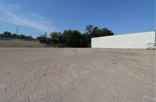 Gewerbeimmobilie mieten in 30926 Seelze, Befestigte Freifläche in Seelze (ca. 1.700m²)