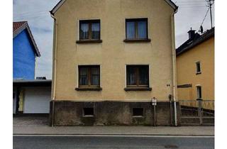 Einfamilienhaus kaufen in Hauptstraße 44, 65558 Flacht, Solide Kapitalanlage mit Ausbaupotenzial – vermietetes Einfamilienhaus mit großer Scheun, Grundstück