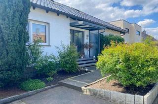 Haus mieten in 45481 Saarn, Elegantes Einfamilienhaus mit viel Platz und lichtdurchfluteten Räumen