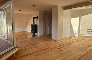 Wohnung kaufen in 79285 Ebringen, Ebringen - Extravagante 6,5 Zi Maisonette-Whg., Dachterasse, Loggia, 2 Balk.