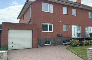 Doppelhaushälfte kaufen in 30926 Seelze, Seelze - Charmante Mehrfamilien-Doppelhaushälfte auf 3 Ebenen -2 Wohnungen