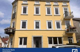 Wohnung kaufen in 25421 Pinneberg, Altbau-Charme trifft auf viel Potential.