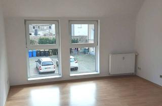 Wohnung mieten in Lange Str. 33, 39221 Welsleben, Geräumige 3-Raum-Wohnung auf 4-Seiten-Hof in Eickendorf