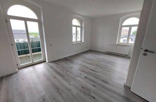 Wohnung mieten in Fabrikgelände, 08427 Fraureuth, - Alles NEU - Tolle 2 Raum Wohnung mit Balkon