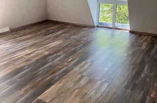 Wohnung mieten in Dahlienweg 12, 03051 Gallinchen, Schöne 2-Zimmer Dachgeschoss Wohnung