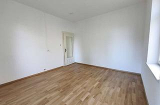 Wohnung mieten in Robert-Koch-Str., 09353 Oberlungwitz, Hübsche 2-Raum-Wohnung in Oberlungwitz