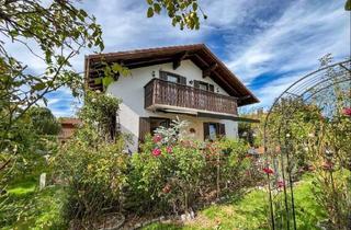 Haus kaufen in 83115 Neubeuern, Blick auf das Neubeurer Schloss!