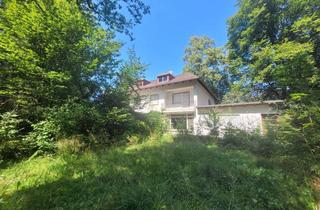 Doppelhaushälfte kaufen in 82131 Gauting, RESERVIERT! Geräumige Doppelhaushälfte mit ausgebautem Dachgeschoss