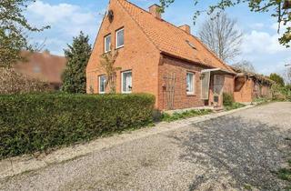 Haus kaufen in 24369 Waabs, Schönes Haus mit viel Raum und zwei getrennten Wohneinheiten in Waabs