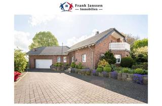 Einfamilienhaus kaufen in 54550 Daun, Freistehendes Einfamilienhaus in Daun-Neunkirchen - BJ 1999 - Traumhafter Garten & Doppelgarage