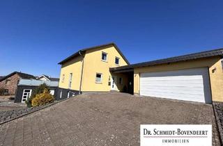 Haus kaufen in 56479 Willingen, Neuwertiges und energetisch zeitgemäßes LUX-Fertighaus in sonniger Ortsrandlage von Willingen.