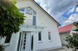 Doppelhaushälfte kaufen in 92665 Altenstadt, Exklusive Doppelhaushälfte mit gehobener Innenausstattung in Altenstadt an der Waldnaab