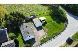 Grundstück zu kaufen in 23629 Sarkwitz, Großes Eckgrundstück mit Altbestand zum Verwirklichen Ihrer Wohnträume in Ostseenähe