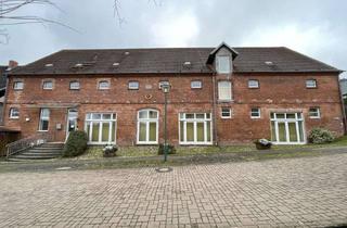 Gewerbeimmobilie kaufen in 17268 Boitzenburger Land, Historische Fassade, modernes Innenleben - bezugsfreies Bürohaus (ehem. CallCenter) in der Uckermark
