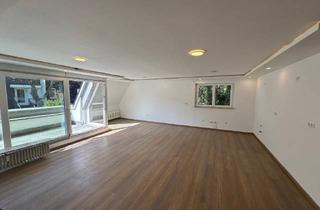 Wohnung kaufen in 70619 Stuttgart, Stuttgart / Sillenbuch - Einziehen und wohlfühlen - Renovierte 4,5-Zi.-OG-ETW in naturnaher Lage von Stuttgart-Sillenbuch