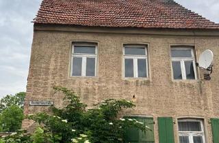 Mehrfamilienhaus kaufen in 39444 Hecklingen, Hecklingen - Mehrfamilienhaus mit Nebengebäude