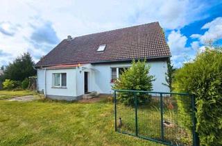 Haus kaufen in 17337 Uckerland, Uckerland - Provisionsfrei 5000m² Grundstück mit 6-Zimmer-Haus in Groß Luckow