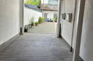 Wohnung kaufen in 41199 Mönchengladbach, Mönchengladbach - Charmante Altbau-Wohnung mit Wohlfühlcharakter in Geistenbeck