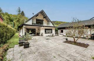 Einfamilienhaus kaufen in 53424 Remagen, Freistehendes Einfamilienhaus mit Garage / Garten in Unkelbach!