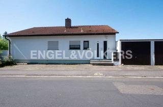 Haus kaufen in 97453 Schonungen, Wertbeständige Immobilie mit herrlichem Ausblick übers Maintal