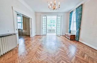 Villa kaufen in 25746 Heide, Charmante Stadtvilla in beliebter Lage – Historisches Flair, viel Raum zum Gestalten und Wohlfühlen