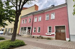 Mehrfamilienhaus kaufen in König-Heinrich-Str. 27, 06217 Merseburg, Exklusives Mehrfamilienhaus mit Ausbaureserve & Pool im Herzen von Merseburg