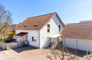 Haus kaufen in 87760 Lachen, Neuwertiges (Bj. 2013) modernes KfW55 Wohnhaus mit PV-Anlage in ruhiger Lage