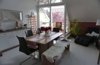 Wohnung kaufen in 75397 Simmozheim, Stilvolle, gepflegte 3-Zimmer-Wohnung mit Balkon und Einbauküche in Simmozheim