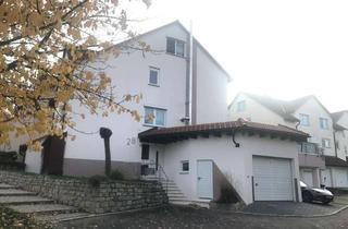 Haus mieten in Nussbaumweg 28, 71735 Eberdingen, Reihenendhaus mit geh. Innenausstattung und EBK in Eberdingen-Nussdorf