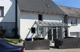 Haus mieten in Obergasse 12a, 35753 Greifenstein, Besonderes offenes 3-Zimmer-Einfamilienhaus, EBK, Sauna und Klimaanlage
