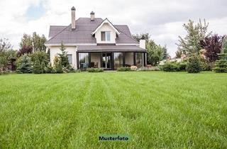 Villa kaufen in Eisenhammerstraße, 67705 Trippstadt, 5 Grundstücke (Bauland und Land-/Forstwirtschaftsflächen)