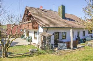 Einfamilienhaus kaufen in 97237 Altertheim, Klassisches Einfamilienhaus mit Einliegerwohnung, Doppelgarage und großem Garten in Altertheim