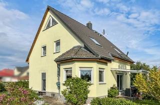 Einfamilienhaus kaufen in Marienbader Weg, 06128 Halle, Großzügiges Einfamilienhaus mit zeitgemäßem Wohnkomfort und Pool in Halle