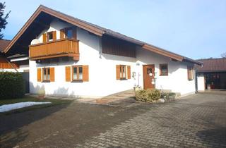 Einfamilienhaus kaufen in Tegernseer Str. 49, 83666 Waakirchen, Haushälfte mit attraktivem Raumangebot und individuellen Möglichkeiten, Obj. T/0552