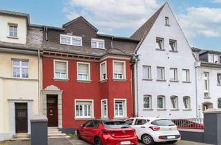 Mehrfamilienhaus kaufen in Eifelring 25, 53879 Euskirchen, Gut vermietete Kapitalanlage: Charmanter MFH-Altbau mit 3 WE und Potenzial