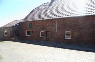Bauernhaus kaufen in 19303 Dömitz, Dömitz - Bauernhof mit viel Nebengelass + Pferdeweide gleich am Hof + Wald